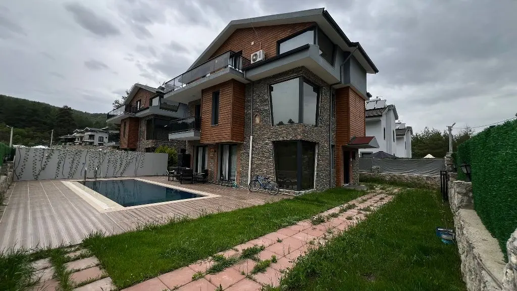 Uzumlu villa